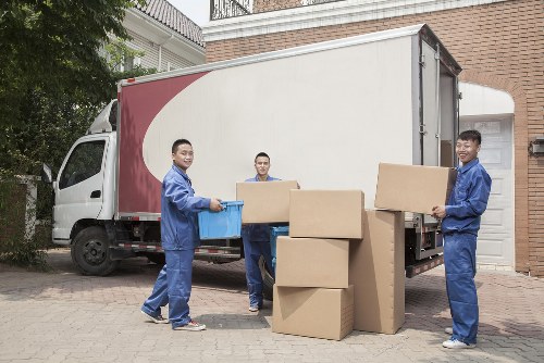 Packing and loading support for a Camdentown man and van move